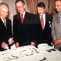 Signing German-Palestinian-Israeli high-tech venture in Ramallah, October 1998